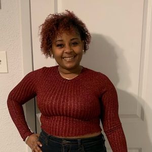 Meet your Posher, Angelique